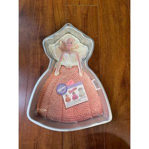 New Vintage 1992 Mattel Wilton Barbie Cake Pan Mold